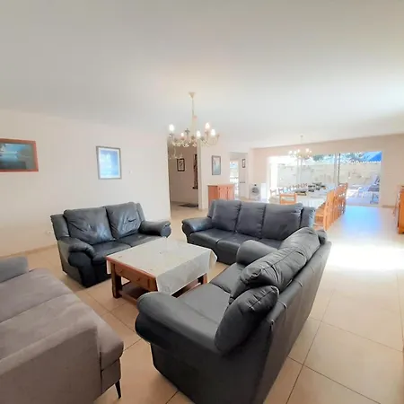 Duplex De Standing Au Coeur De Village