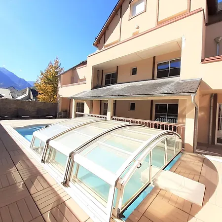 Duplex De Standing Au Coeur De Village * Сен-Лари-Сулан